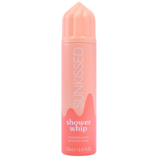 Sunkissed Shower Whip Strawberry Swirl Shower Foam 250ml